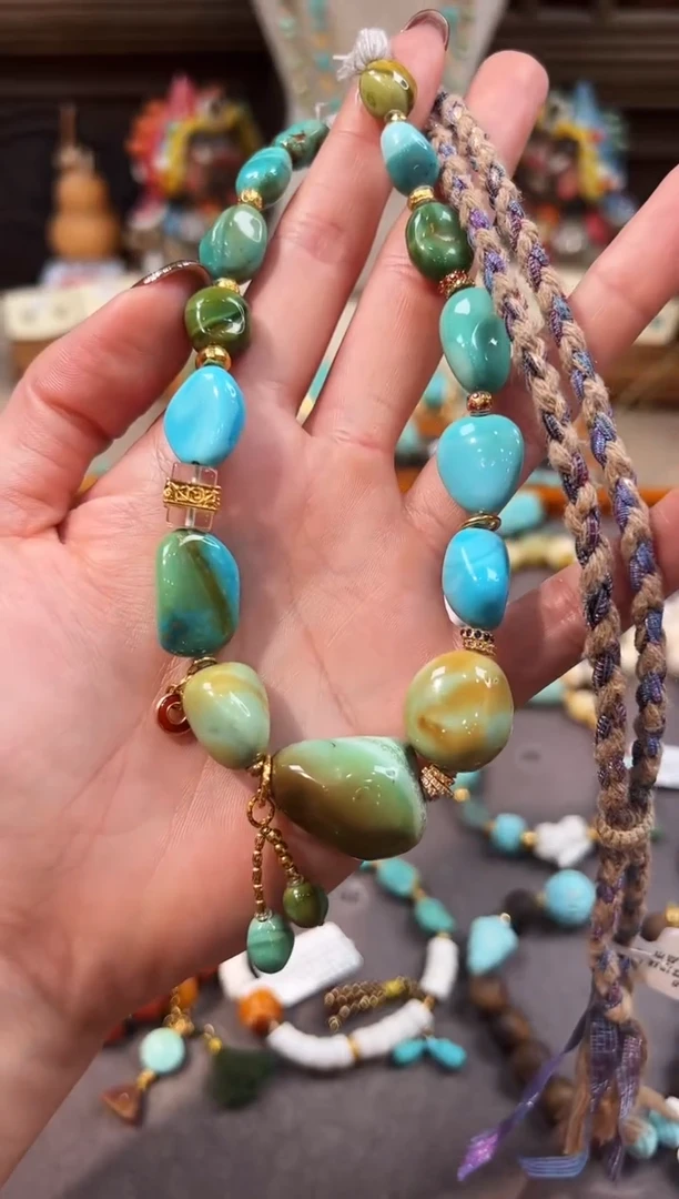 18K金镶嵌绿松石颈饰绿松石项链