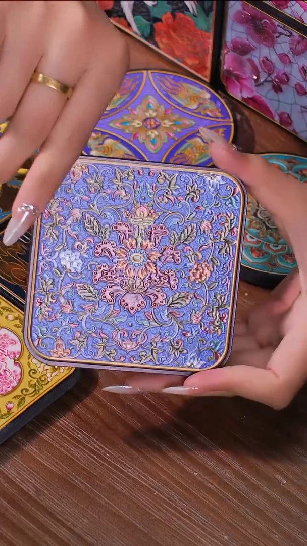 壹藏贰宝繁花图案杯垫一片