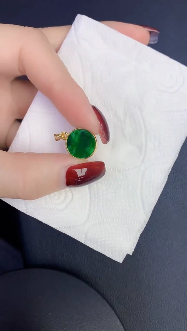 颈饰未镶嵌翡翠缅甸天然翡翠A货