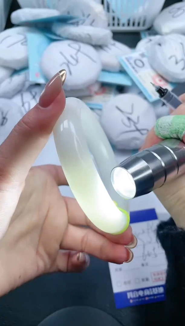 【闪购商品】和田玉手镯未镶嵌20V294-63