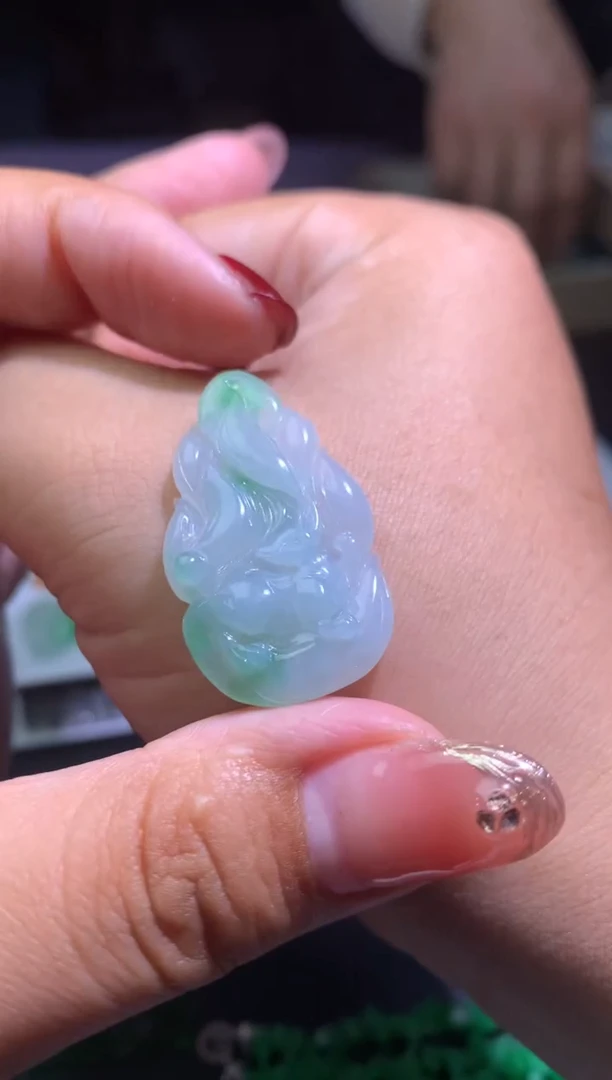 【闪购商品】定制翡翠未镶嵌毛货