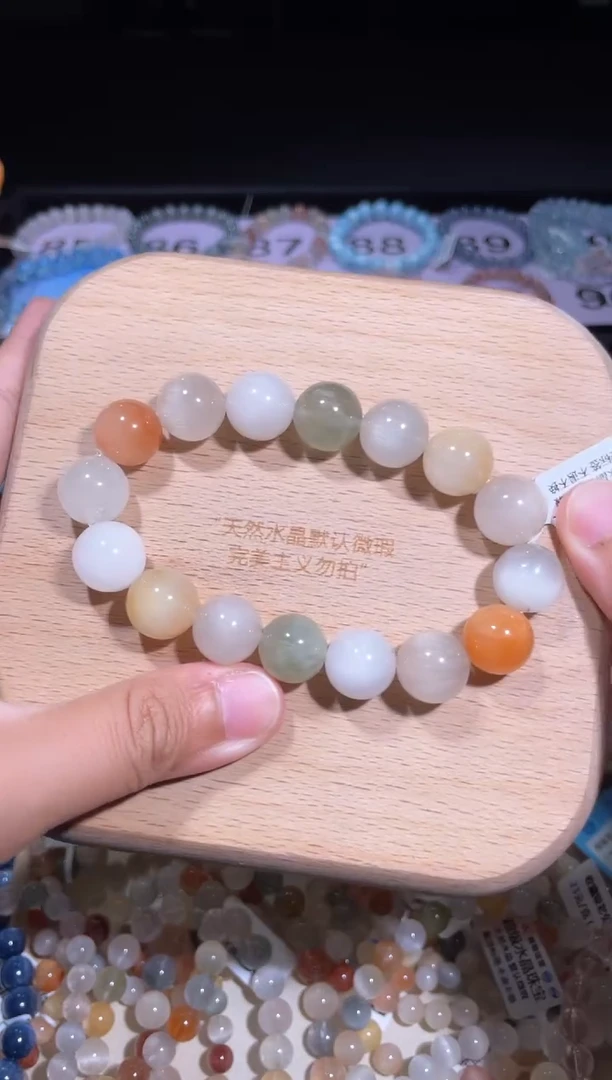水晶手链未镶嵌96 号多样性发货一H 13+