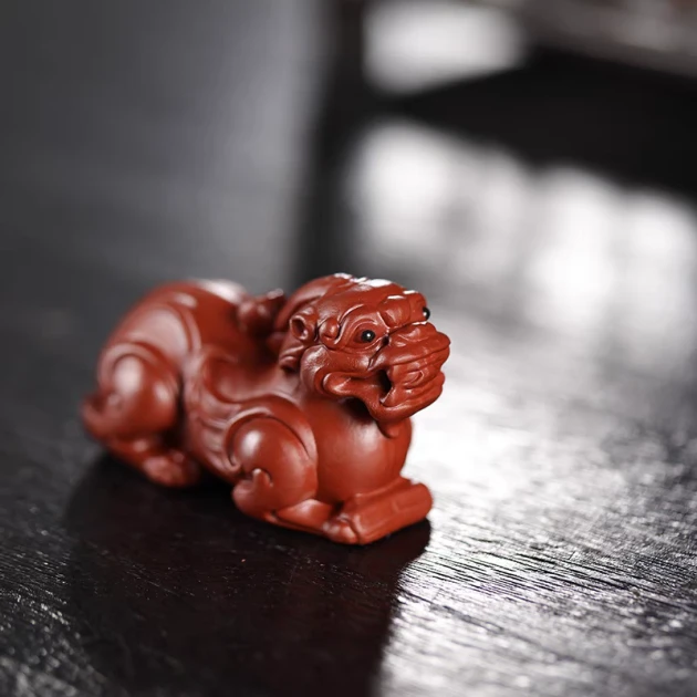 宜兴紫砂茶具大红袍茶宠摆件瑞兽