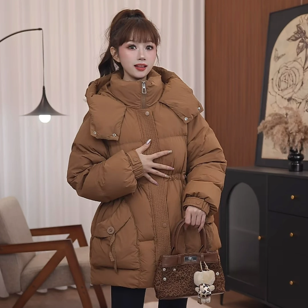 韩版时尚加厚羽绒服女收腰口袋纽扣冬季连帽外套中长款显瘦百搭