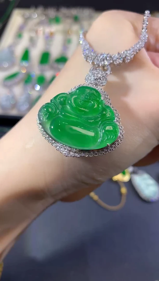 吊坠(不含链)18K金镶嵌翡翠82-佛公（不含链和扣