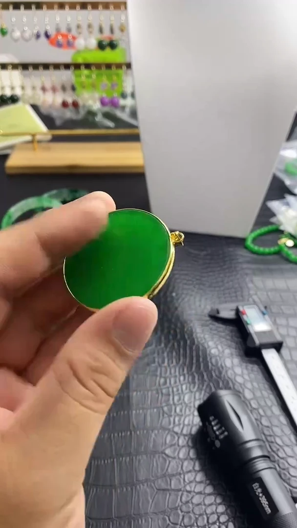 颈饰14K金镶嵌翡翠W254