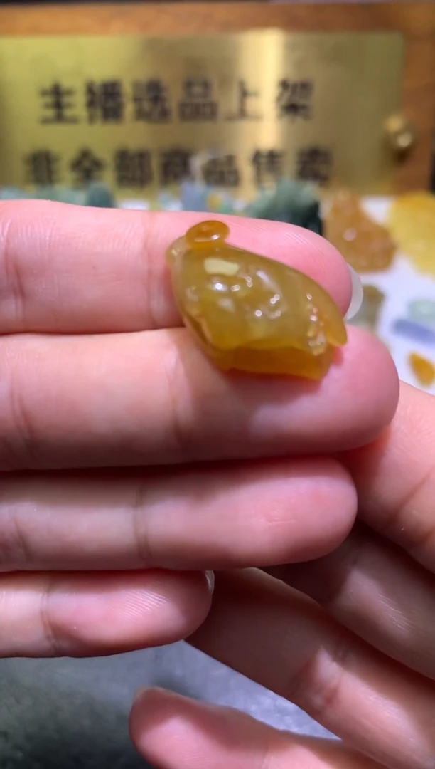 未镶嵌定制翡翠毛货