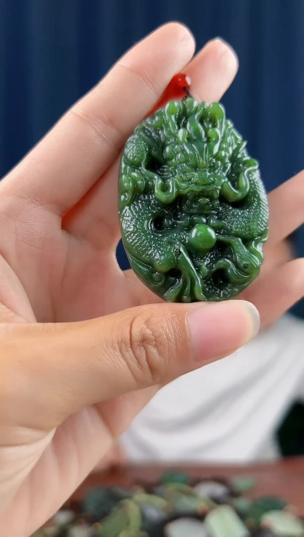 未镶嵌和田玉挂件拍一发一，多样性发货