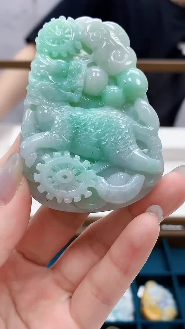 定制翡翠未镶嵌4868lr-毛货挂件52