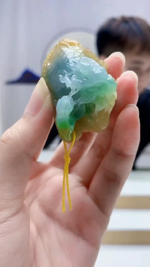 未镶嵌定制翡翠4868zm-毛货挂件109