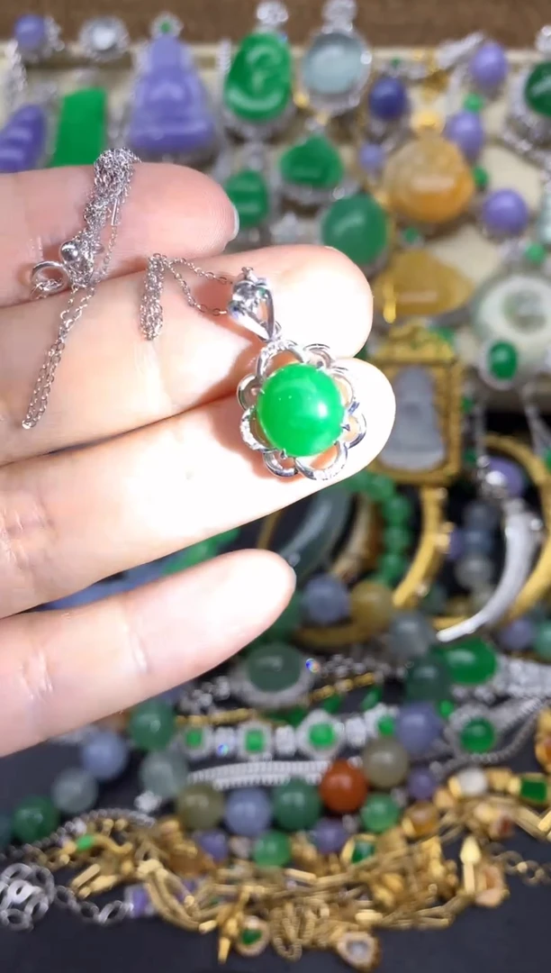 【闪购商品】翡翠颈饰18K金镶嵌322国好珍宝