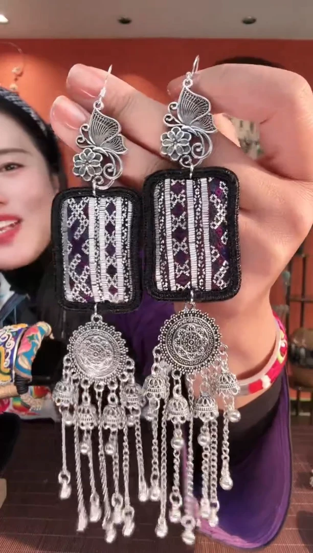 织绣手工苗绣刺绣首饰29