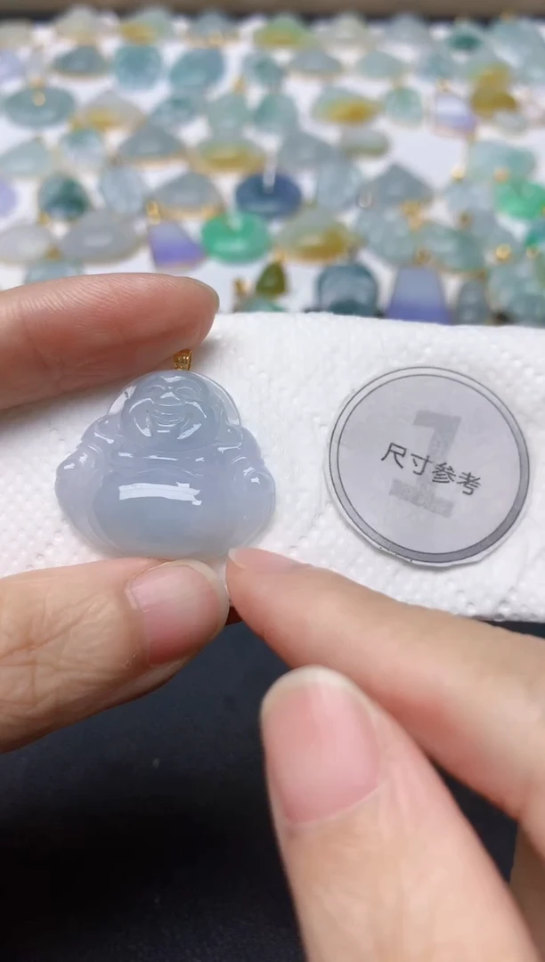 翡翠18K金镶嵌颈饰天然缅甸A货翡翠