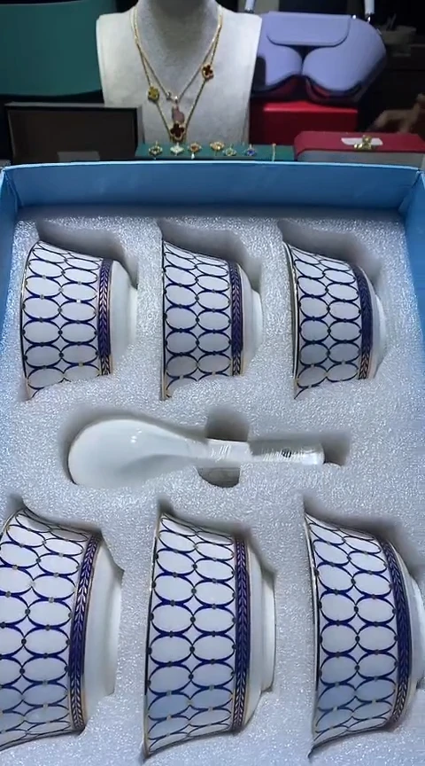 瓷片生活的本意就是开心@@1