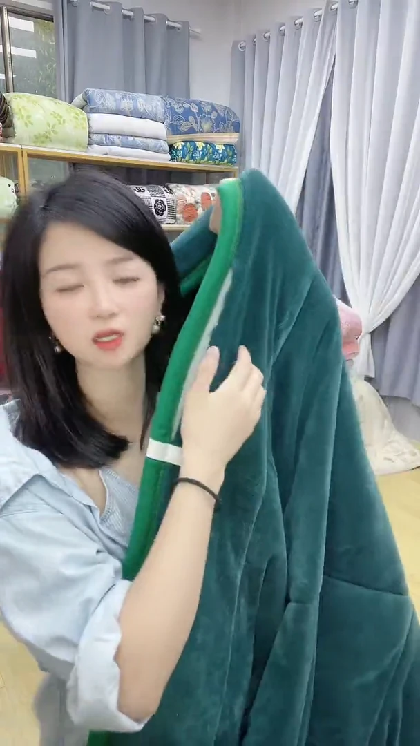 牛奶绒200*230百合颂被子开边瑕疵
