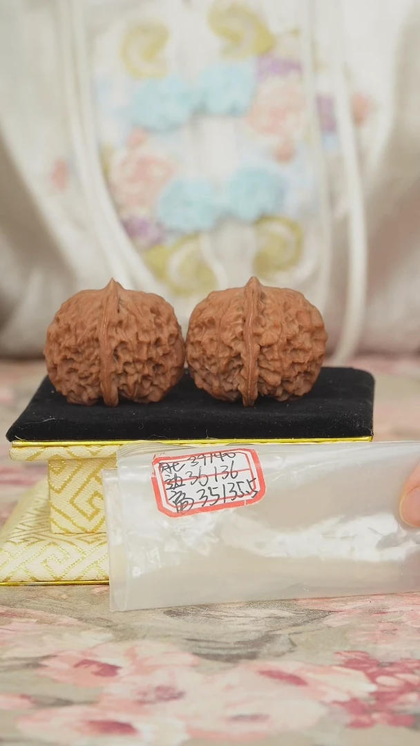 把件文玩核桃非嫁接元宝