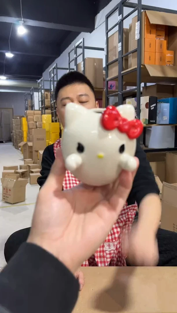 【闪购商品】杯kt猫阿飘花插摆件