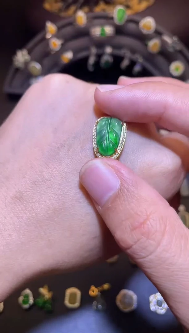 吊坠(不含链)银S925镶嵌翡翠1