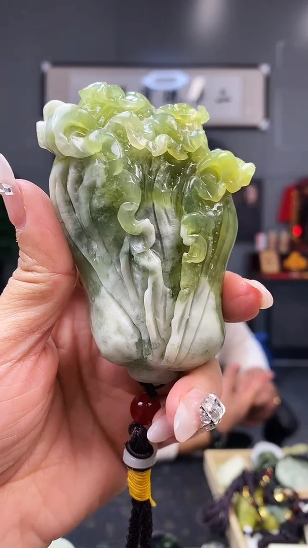 未镶嵌岫玉手把