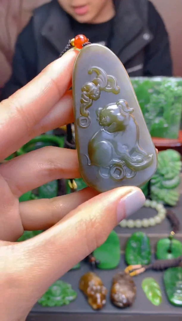 未镶嵌和田玉珠宝半成品1