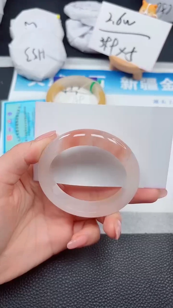 【闪购商品】石英质玉手镯未镶嵌418