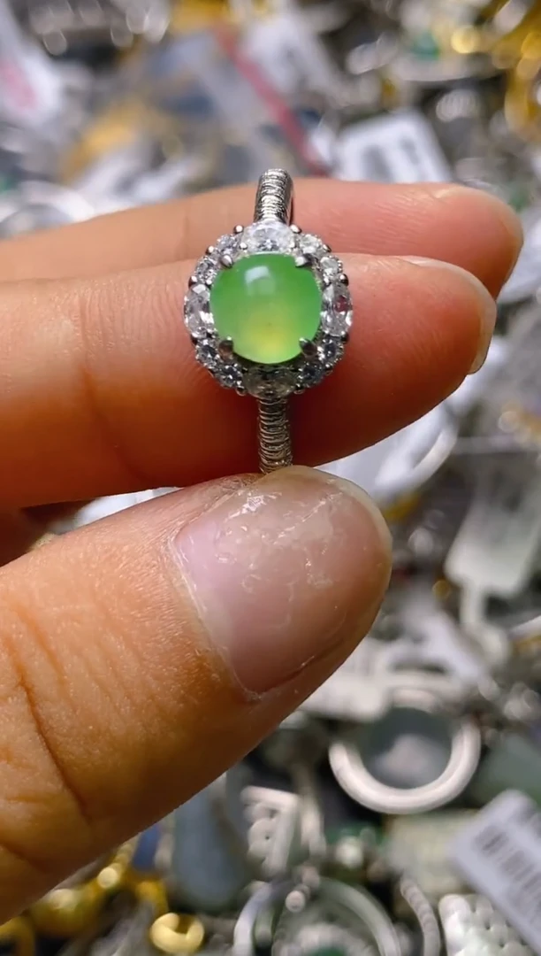 银S925镶嵌戒指翡翠百内无证书