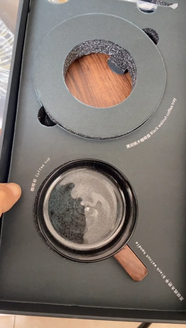 无运费险有瑕疵的摄影的产品有使用过的痕迹有点脏介意勿拍