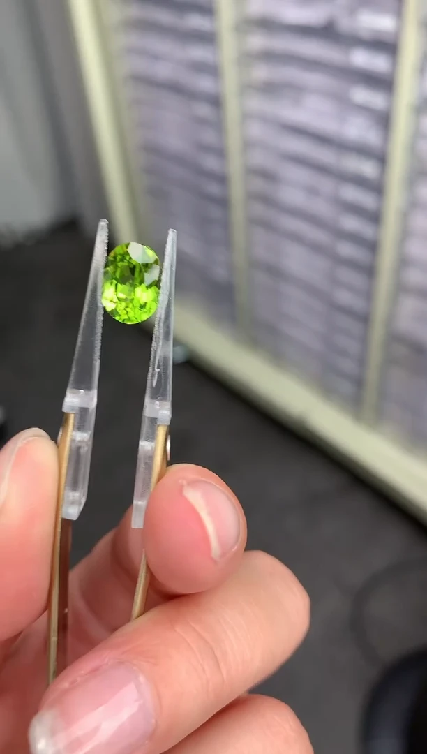 【闪购商品】橄榄石裸石未镶嵌3ct橄榄石