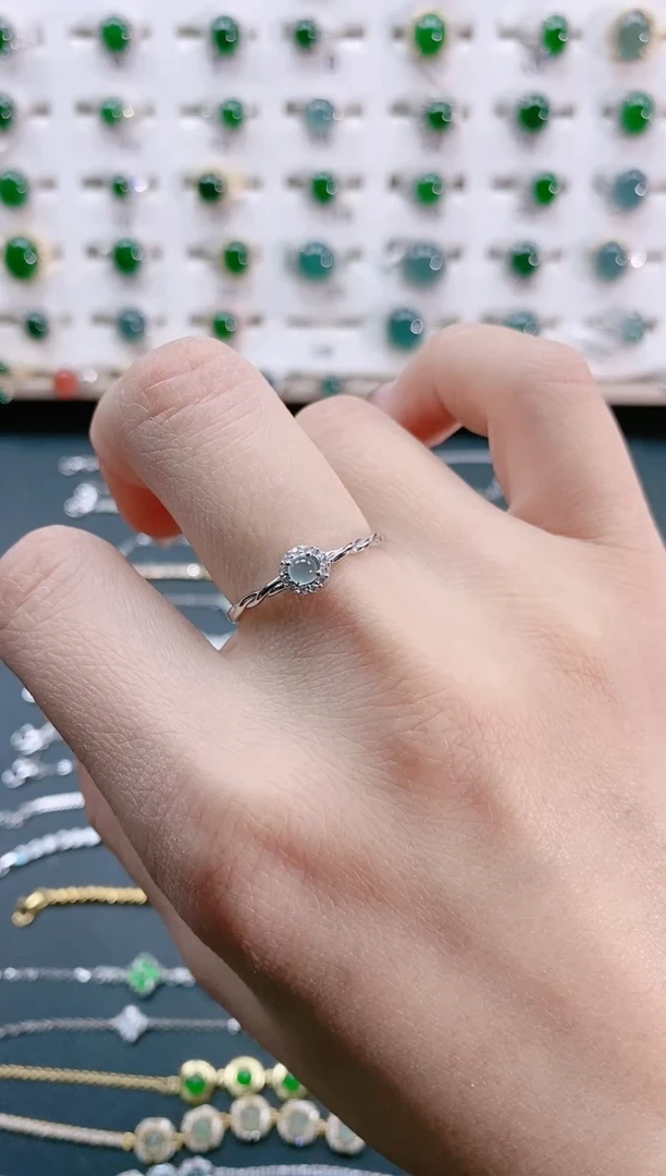 【闪购商品】翡翠戒指银S925镶嵌天然翡翠