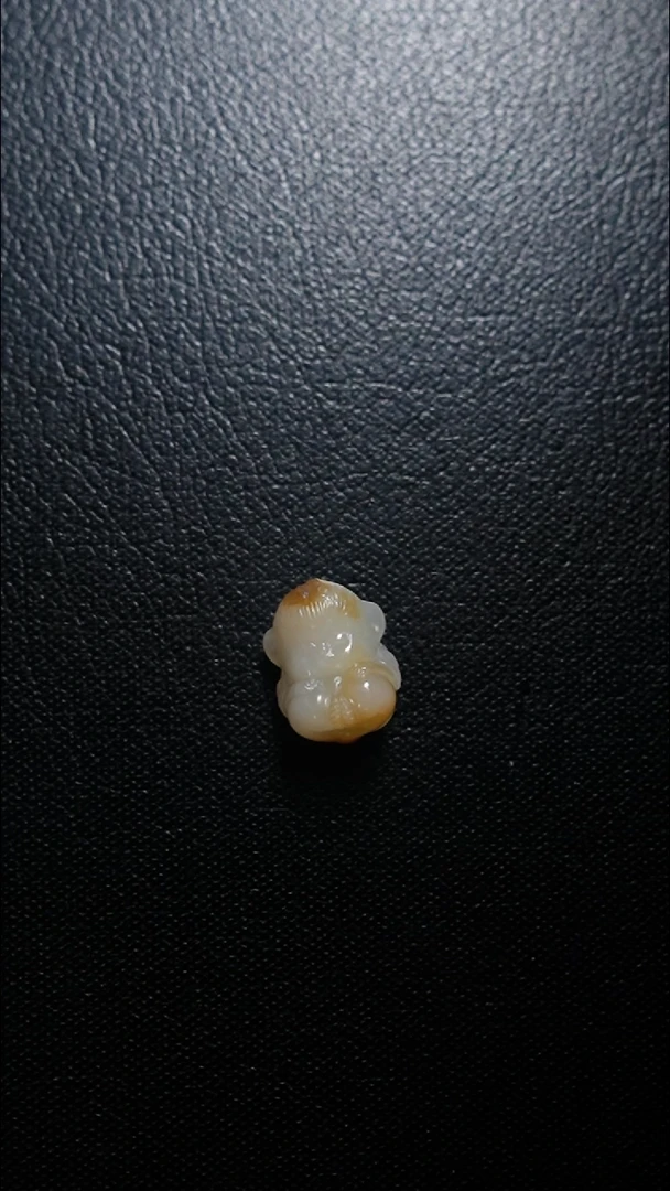 颈饰未镶嵌和田玉孙悟空