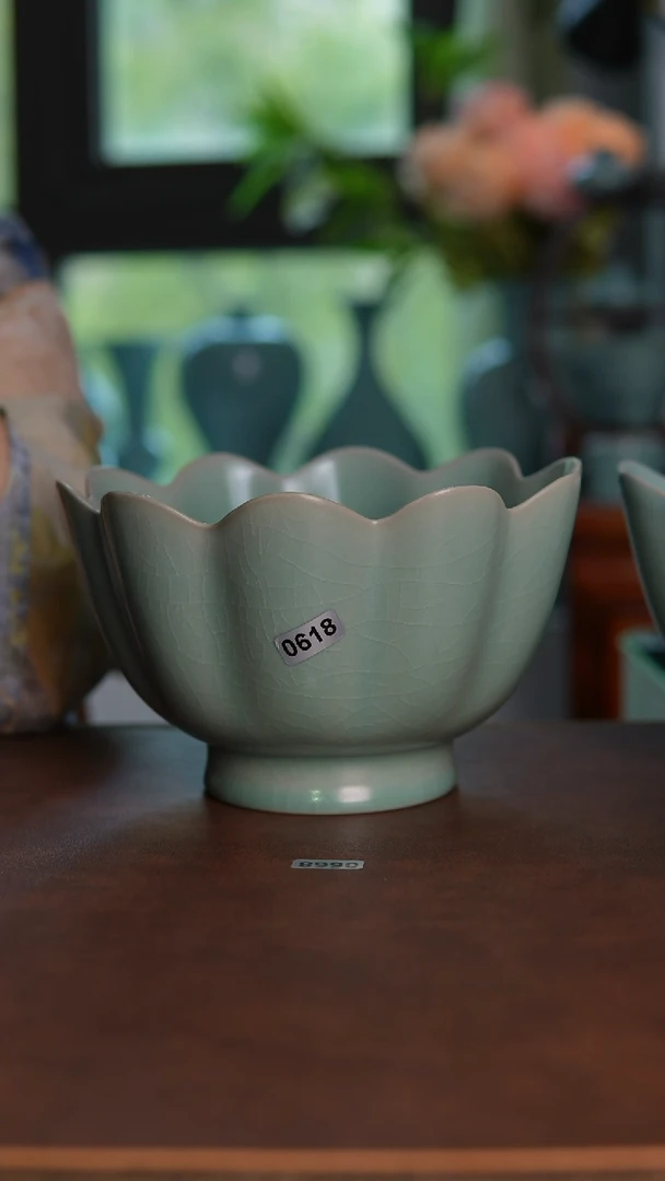摆件0618青绿釉莲花碗17cm