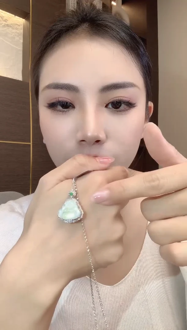 吊坠(不含链)18K金镶嵌翡翠A65