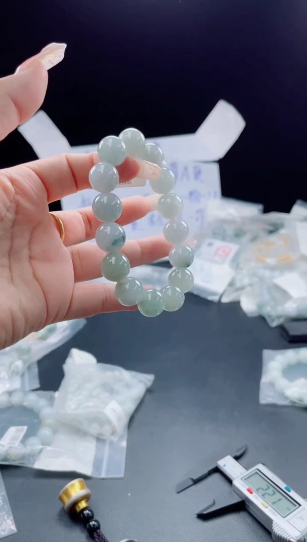未镶嵌定制翡翠珠串