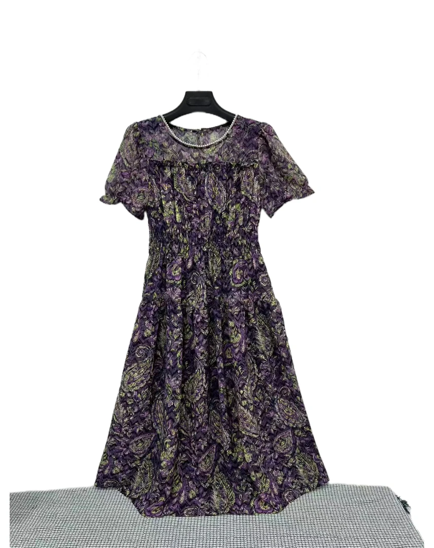 25829   气质  设计感  街头  舒适  百搭  连衣裙