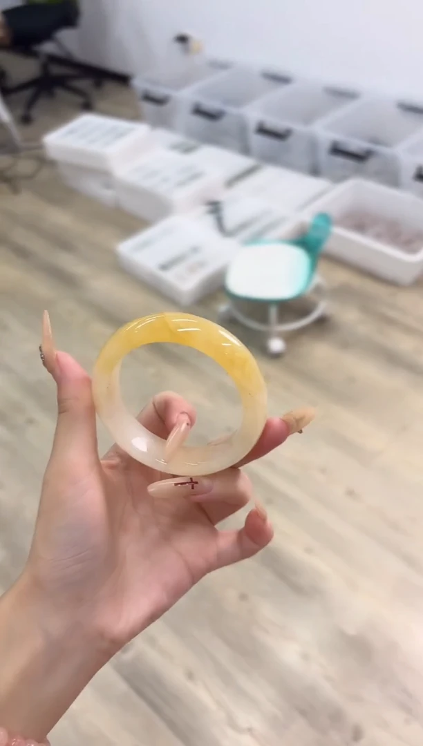 未镶嵌手镯石英质玉92-58HU