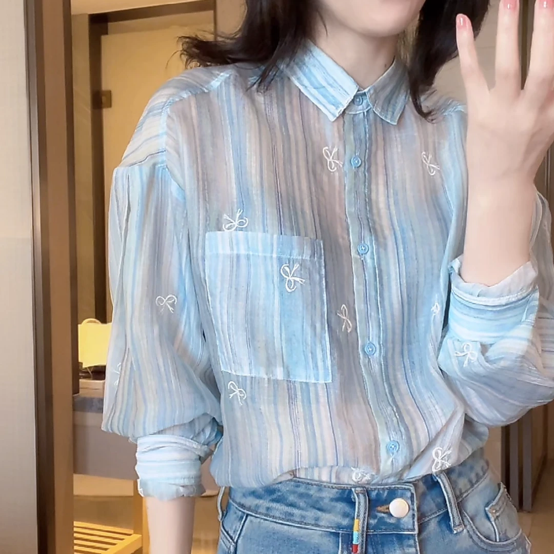 设计感蓝白条纹蝴蝶结刺绣衬衫女2025春季新款气质口袋时尚衬衣