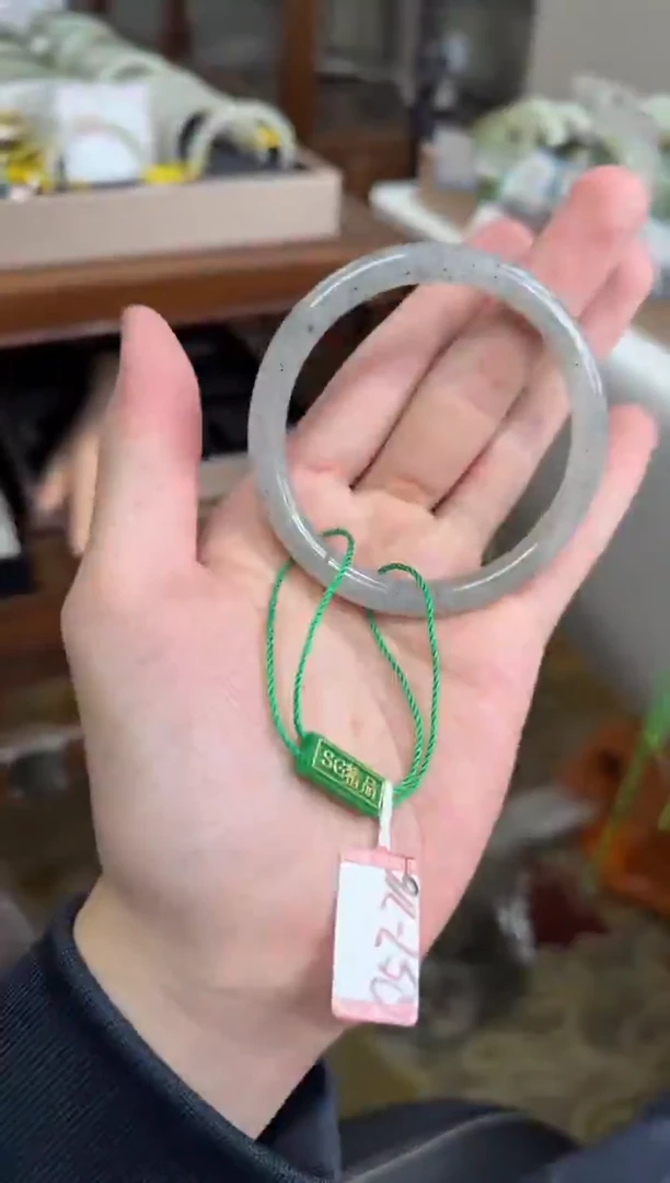 未镶嵌手镯和田玉57