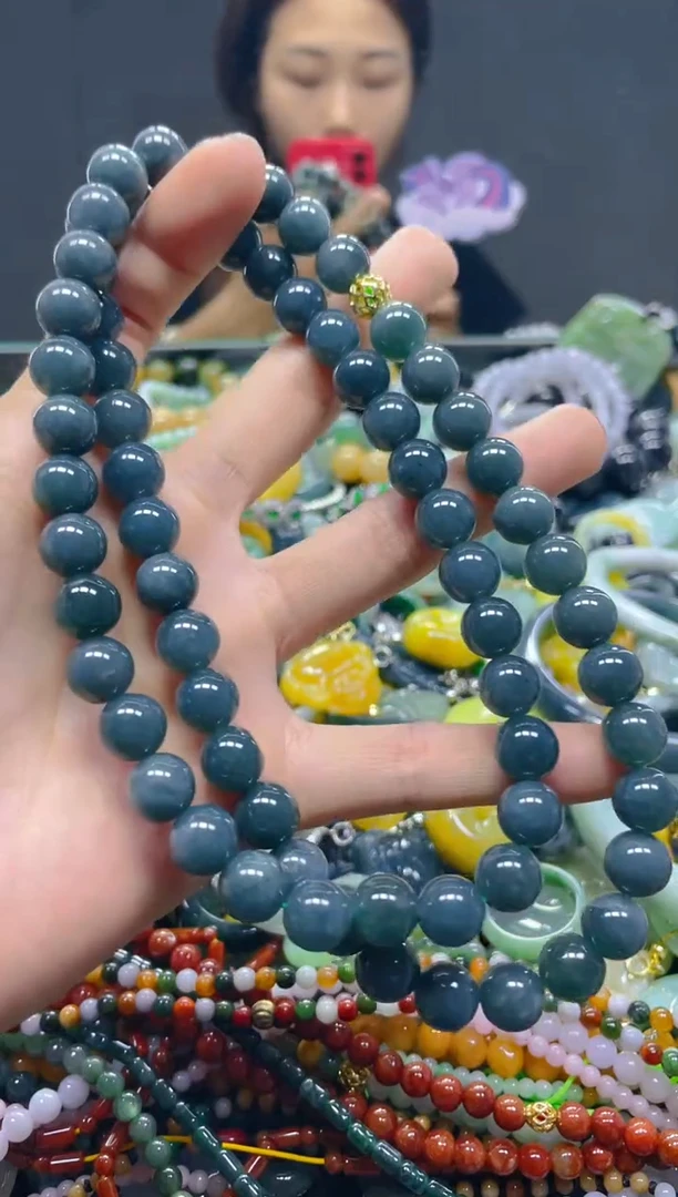 颈饰未镶嵌翡翠10MM/C/翡翠A货，一件也是批发价