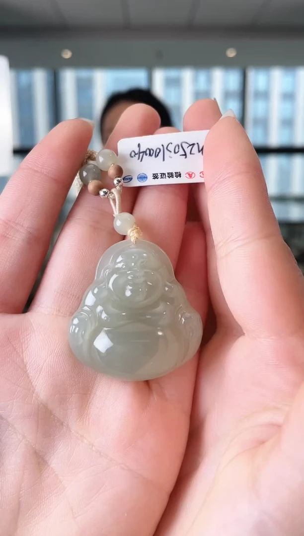 和田玉未镶嵌颈饰佛公