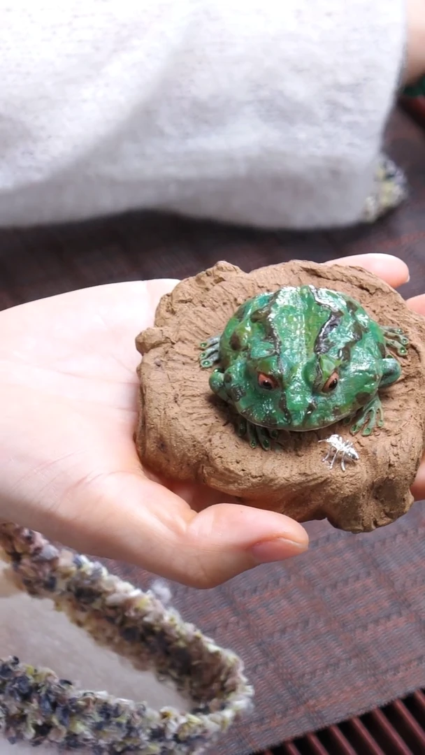 【闪购商品】紫砂茶宠刘祖铭《角蛙》（绿色蚂蚁对视款）