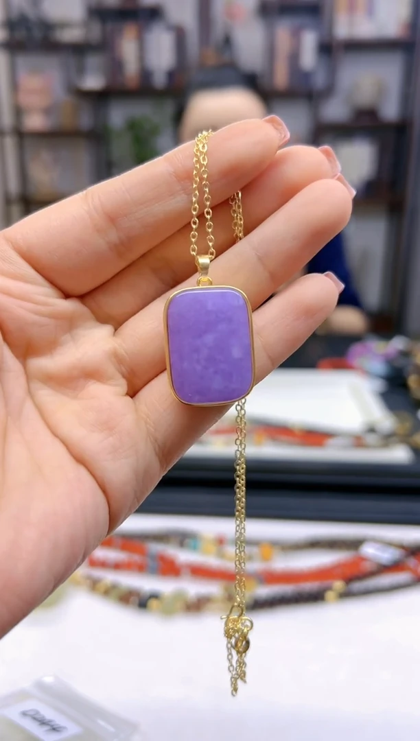 【闪购商品】翡翠吊坠(赠链)银S925镀金镶嵌D244