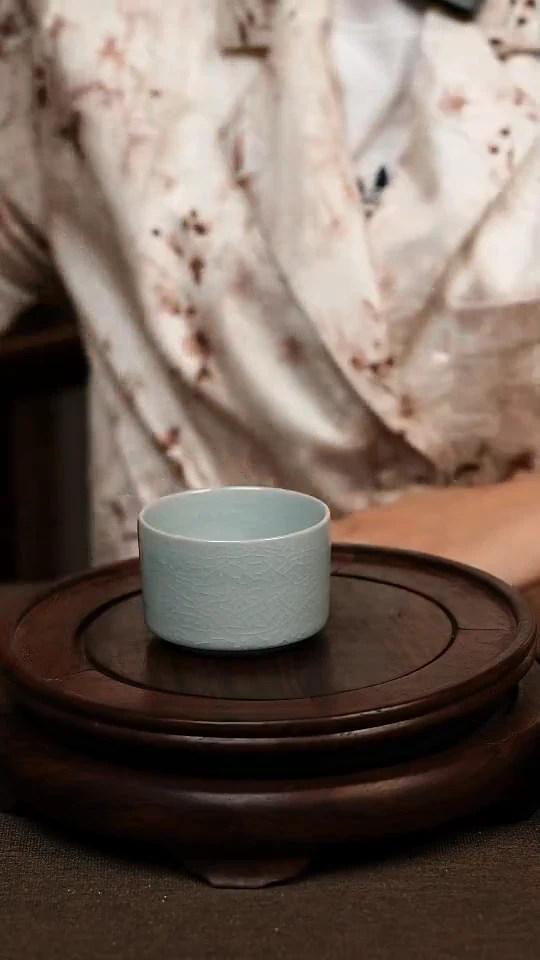 瓷片月白釉全手直口杯70ml 微瑕不带礼盒