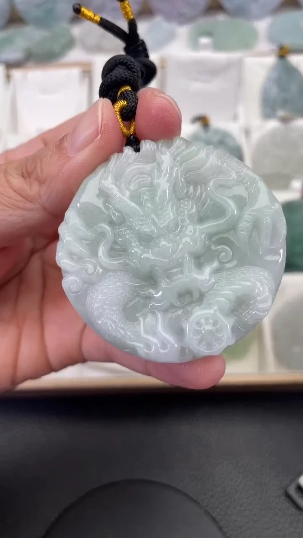 颈饰未镶嵌翡翠天然缅甸翡翠A货401