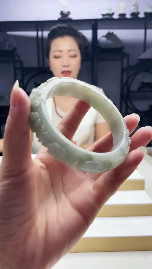 翡翠未镶嵌颈饰07280301多样性发其一