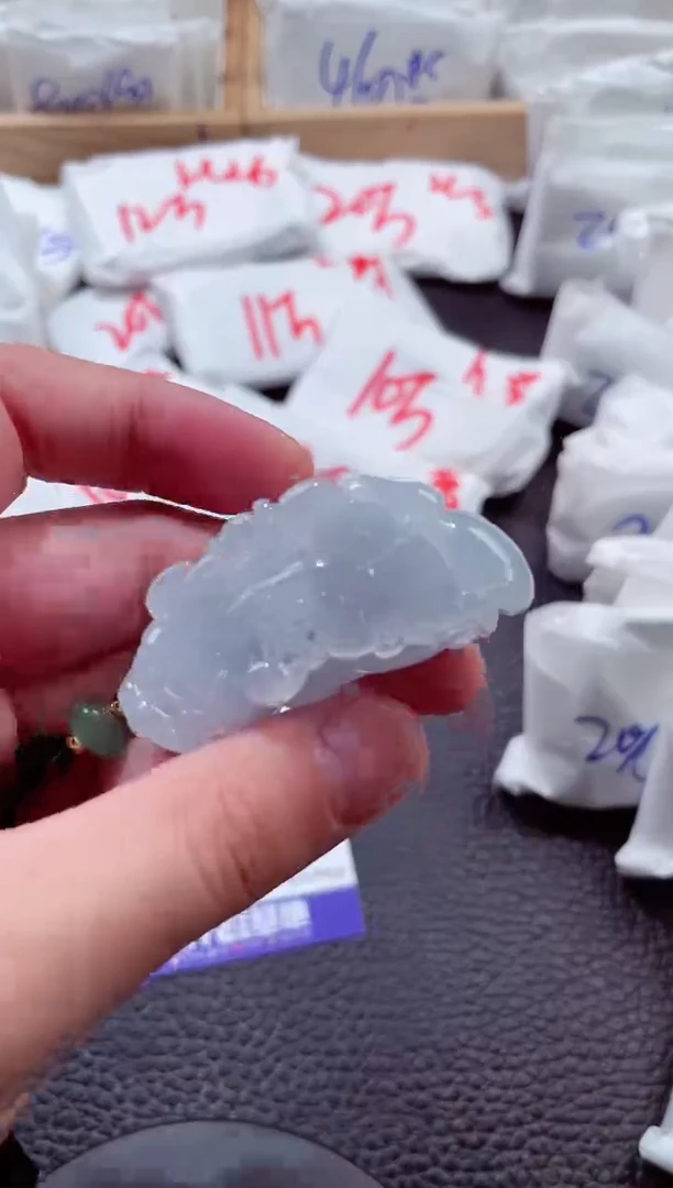 颈饰未镶嵌翡翠00001381