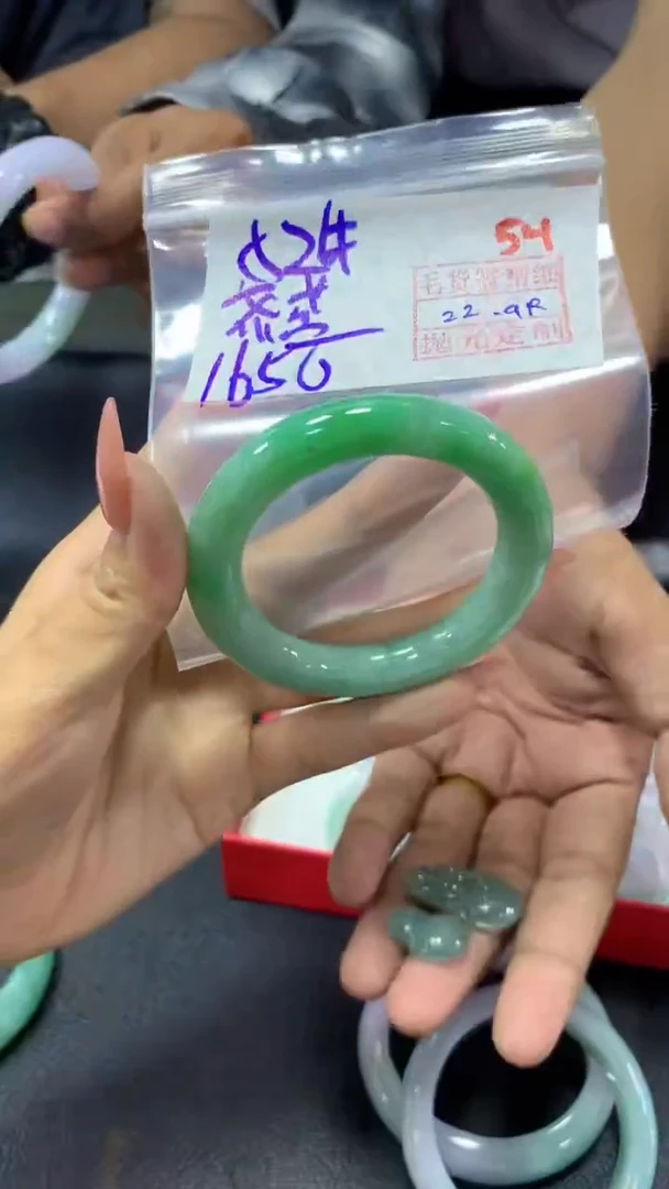 未镶嵌定制翡翠齐****孩54毛货需精细抛光定制+多样性发1+1650