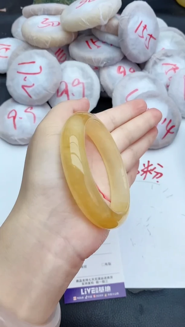 未镶嵌手镯石英质玉6+59/60