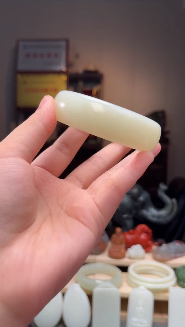 颈饰未镶嵌和田玉一**顺58