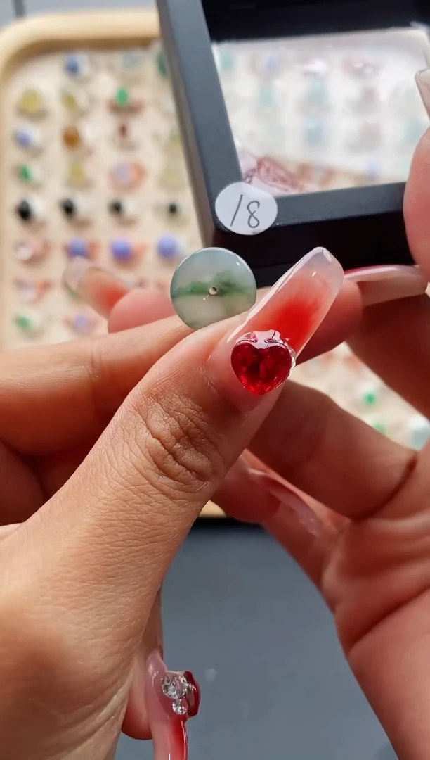 【闪购商品】翡翠裸石缅甸天然A货翡翠裸石+