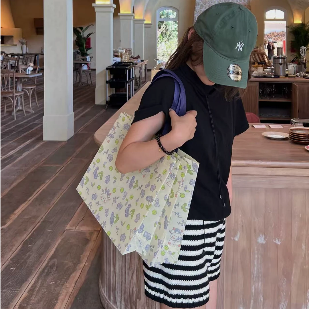 新款卡通小羊可爱服装店无纺布购物礼品高档无纺布购物环保袋批发